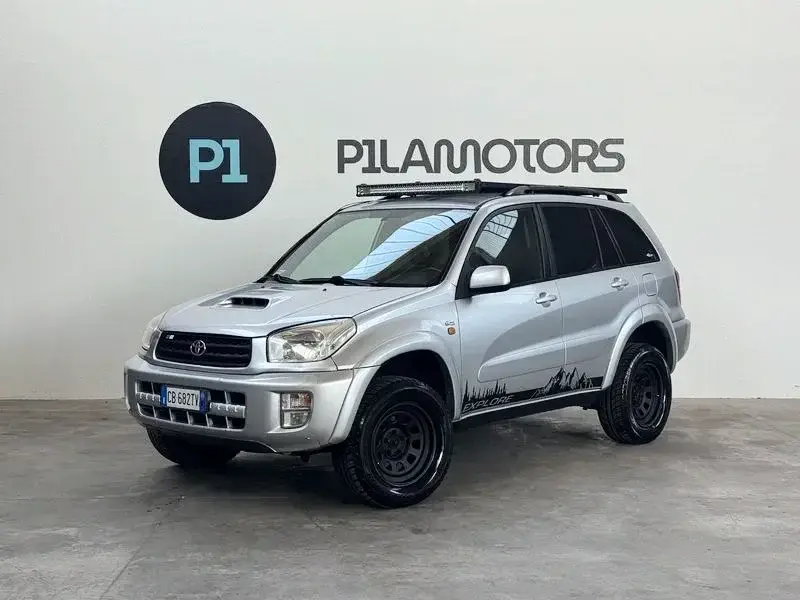 Toyota RAV4 — foto 1